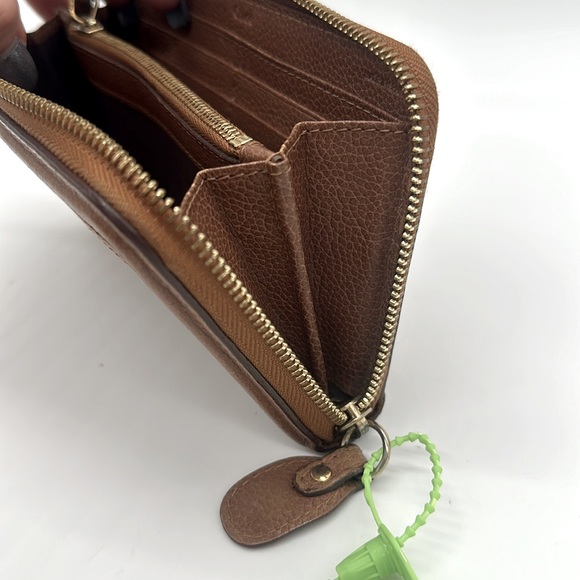 Chloe Paraty Long Zip Wallet - Picture 8 of 9